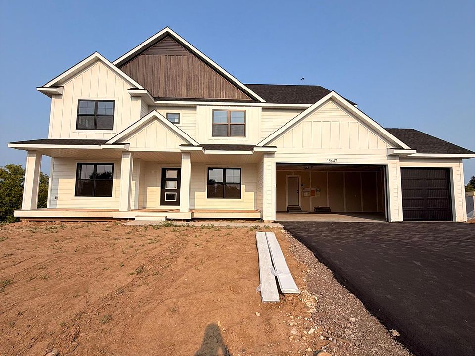 1st image of 18647 Ixonia Ave
