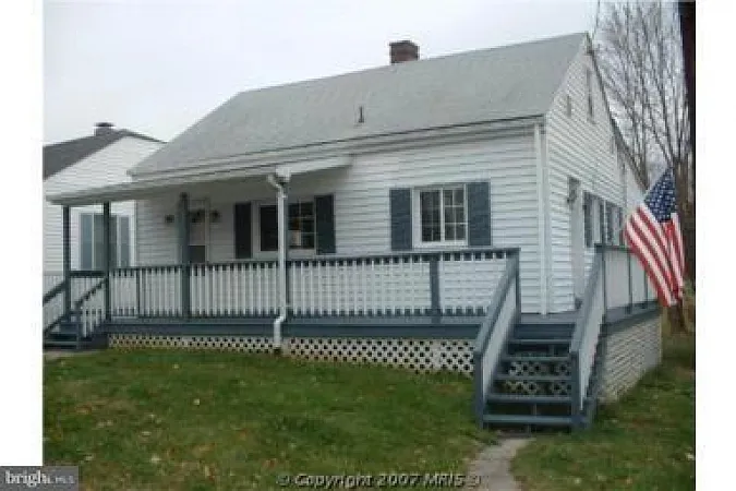 404 W High St photo 1