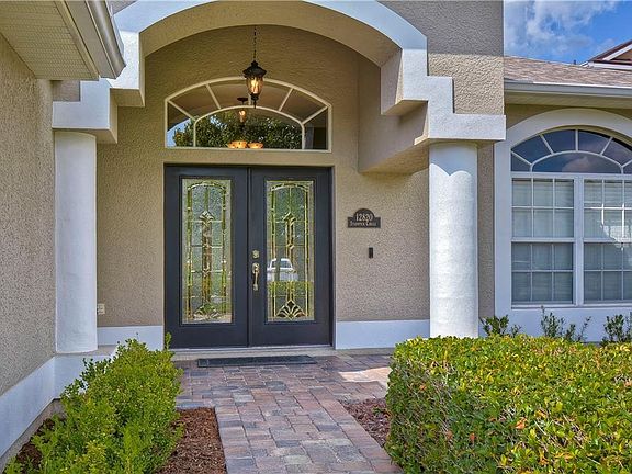 5th image of 12820 Stanwyck Cir