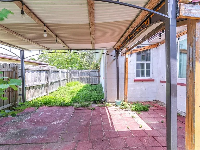 916 Cohassett Ave — Photo 14