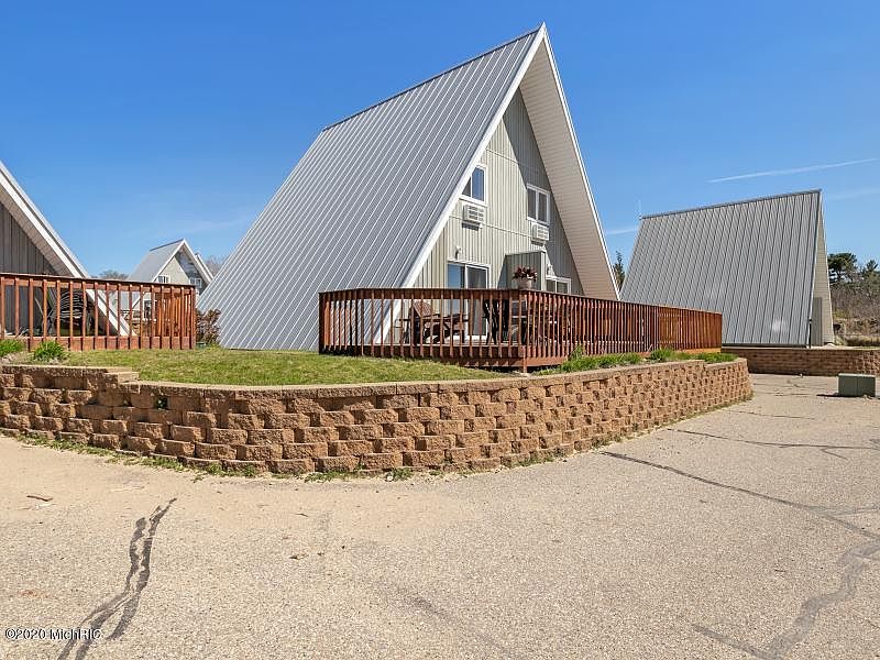 1st image of 5340 Notre Dame Ave APT 14