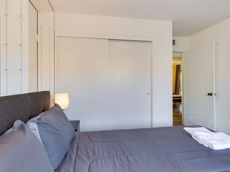 624 Randall St — Photo 6