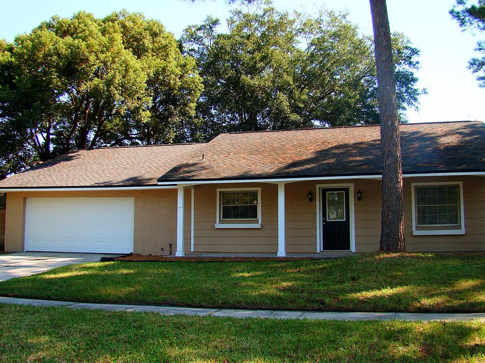 1st image of 1623 Windhaven Dr E