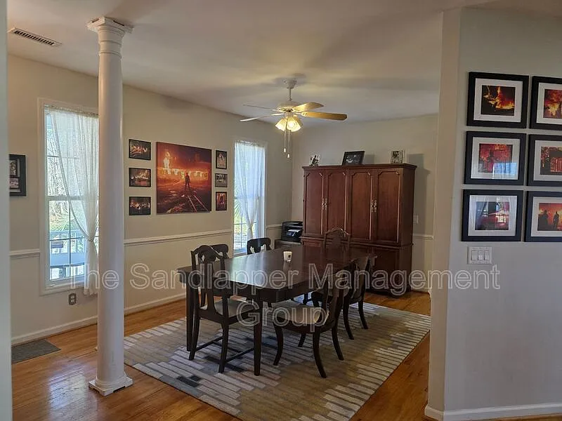 4 bed, 3.5 bath, 3168 sqft, $7,000 — Photo 4