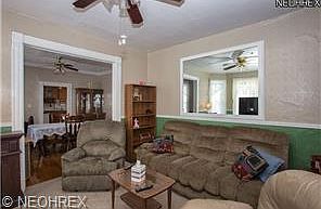 4th image of 3873 W 37th St