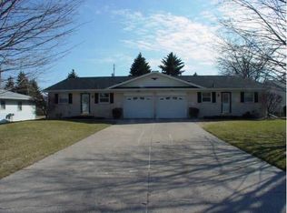 5129 Dorene Dr, Lansing, MI 48917
