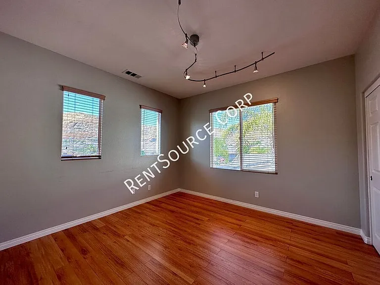 28479 Falcon Crest Dr — Photo 30