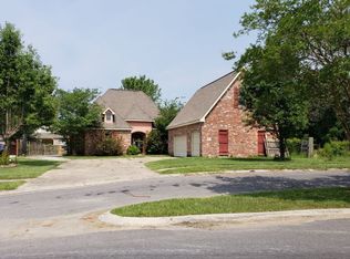 8435 James Port Dr, Baton Rouge, LA 70818