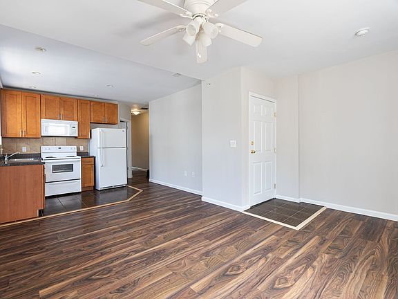 2nd image of 544 S 49th St Unit 3F