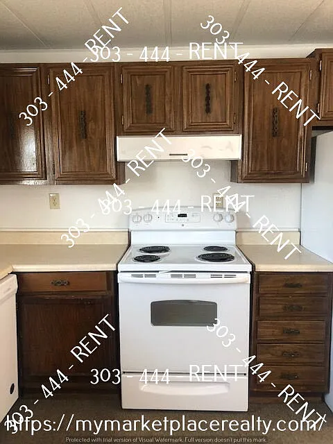 3 bed, 1.0 bath, 924 sqft, $1,445 — Photo 4