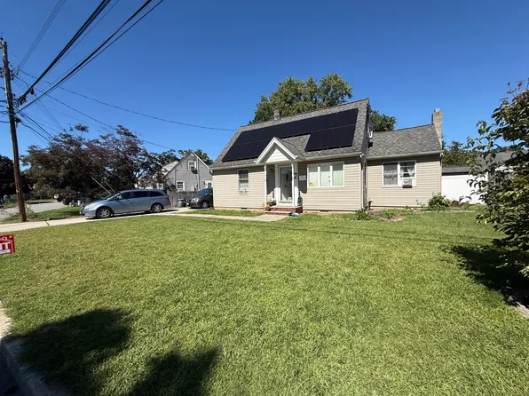 8 Decker Rd, Haskell, NJ 07420