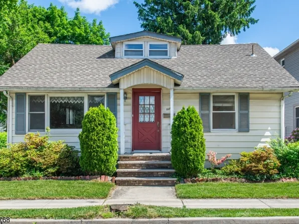 8 2nd St, Wanaque Boro, NJ 07465