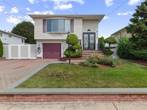3405 Parkway Drive, Baldwin, NY 11510