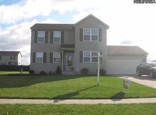 5543 Boxwood Dr, Lorain, OH 44053