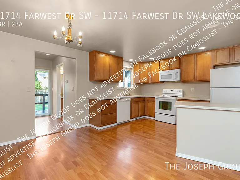 11714 Farwest Dr SW #11714 FARWEST DR SW — Photo 8