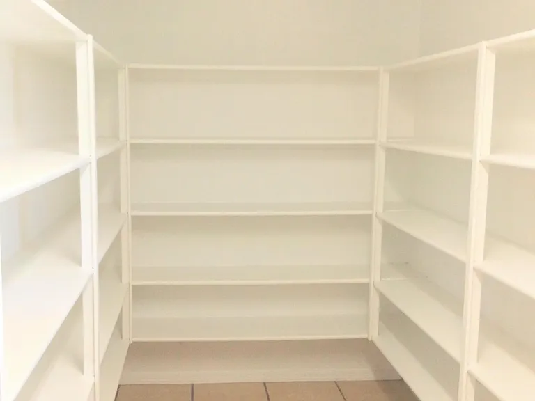 626 W Racine Loop — Photo 10