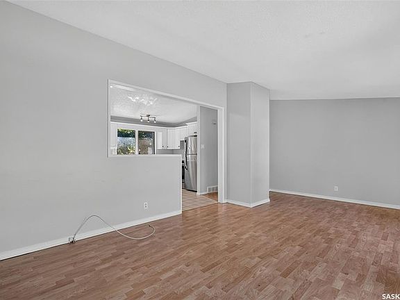 5th image of 212 3rd AVENUE S