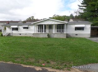 244 Orange Ln, Princeton, WV 24739