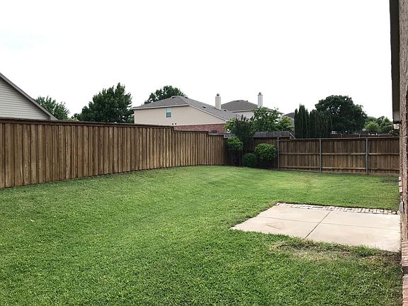5th image of 5325 Comanche Wells Dr