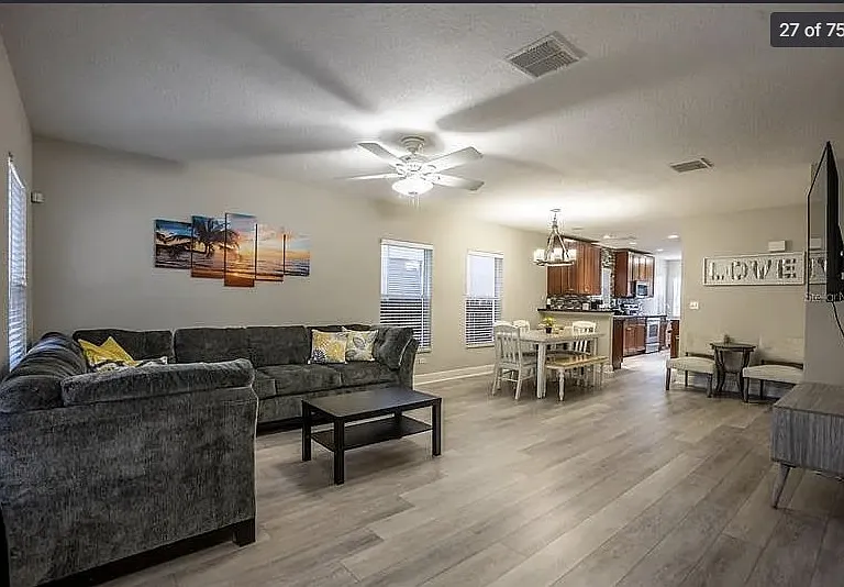 2132 W Spruce St — Photo 3