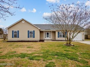 114 Annie Rd, Richlands, NC 28574