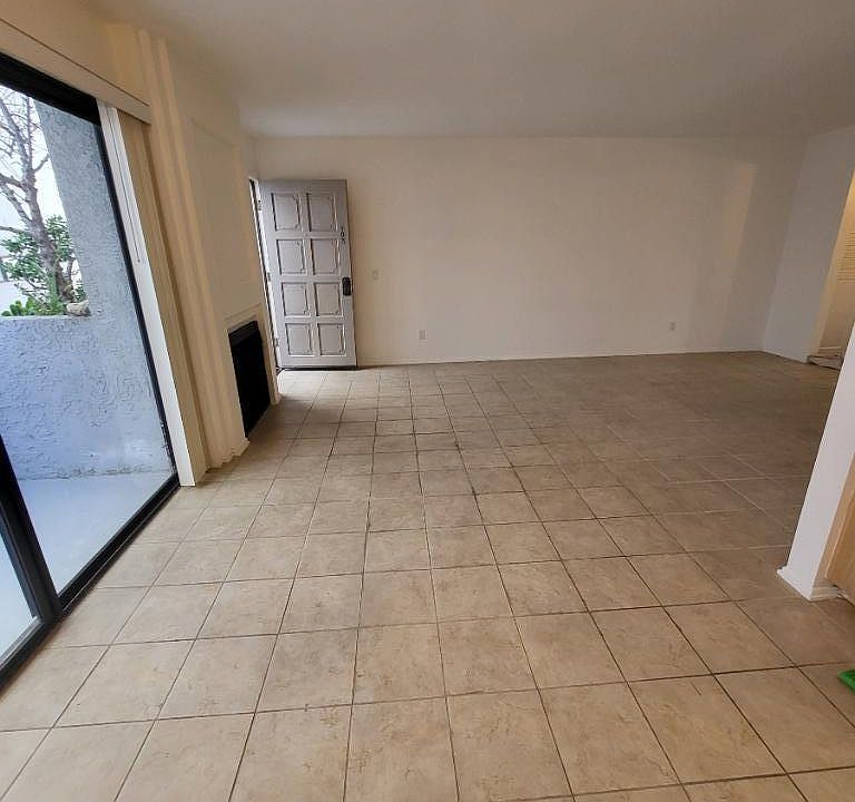 1st image of 1931 Malcolm Ave #103