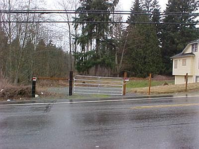 2nd image of 2608 103rd Ave SE