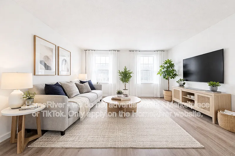2 bed, 1.0 bath, 800 sqft, $1,800 — Photo 1