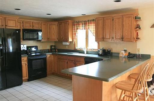 4th image of 42 N Triangle Dr