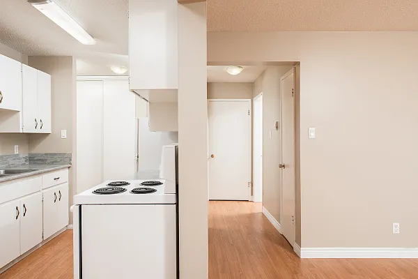 6 Gainsborough Ave — Photo 21