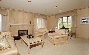 5th image of 9527 Cresta Dr