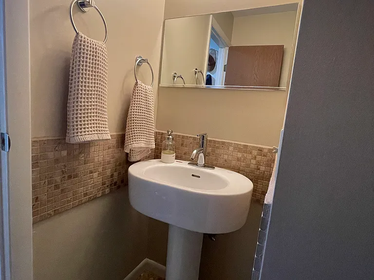 56 Wood Creek Dr — Photo 7