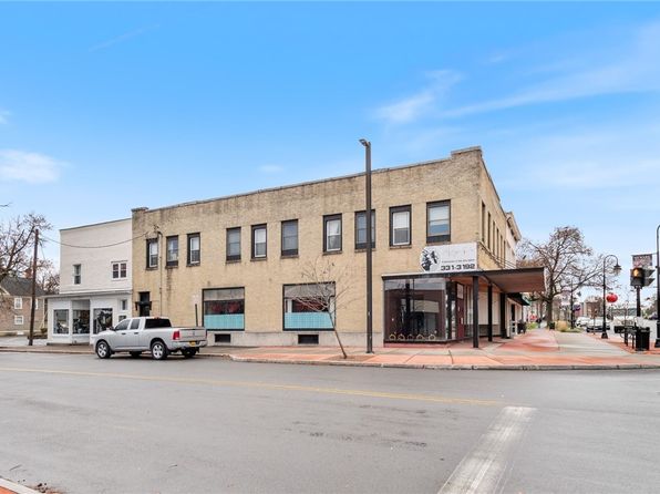 202 S Main St
