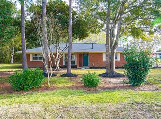 3515 Meadowlark Ln, Alvin, TX 77511