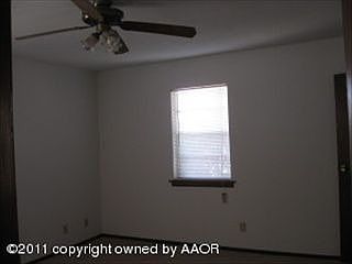 4th image of 1109 SE 58th Ave