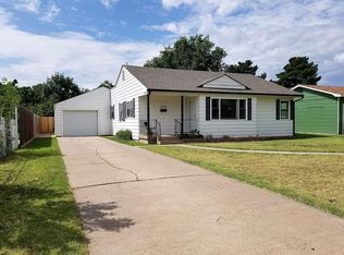 1108 W 7th St, Liberal, KS 67901