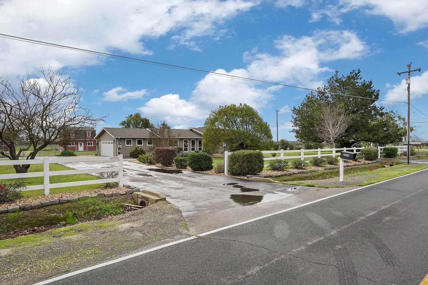 2294 E Forest Lake Rd, Acampo, CA 95220 Zillow