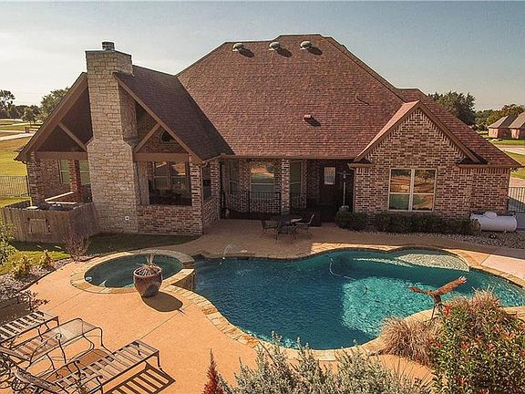 4th image of 2202 W Emerald Bend Ct