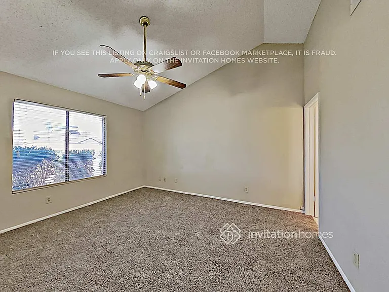 13020 N 55th Dr — Photo 11