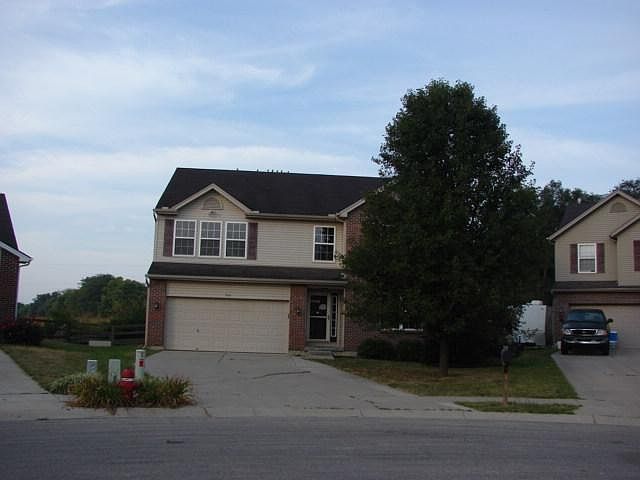 1st image of 943 Brookwood Dr