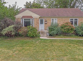 1292 Crossfield Bnd, Mississauga, ON L5G3P4