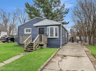 657 Barrie Ave, Flint, MI 48507