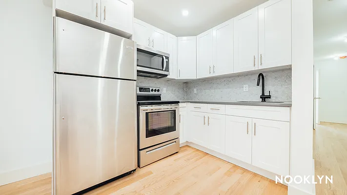 Rented by Nooklyn NYC LLC | media 2