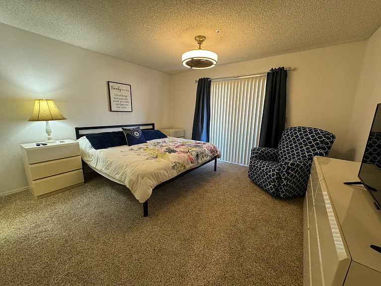 2022 Merrill Ln #3I — Photo 23
