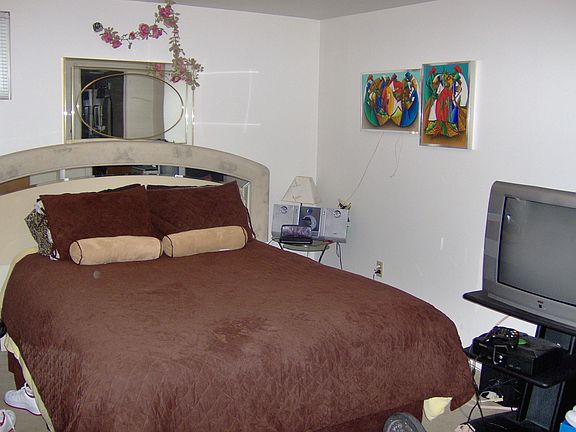 A BEDROOM MADE FOR DREAMS 