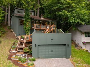 7 Summer Bell Ln, Bellingham, WA 98229