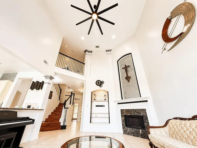 5507 Cranston Ct — Photo 10