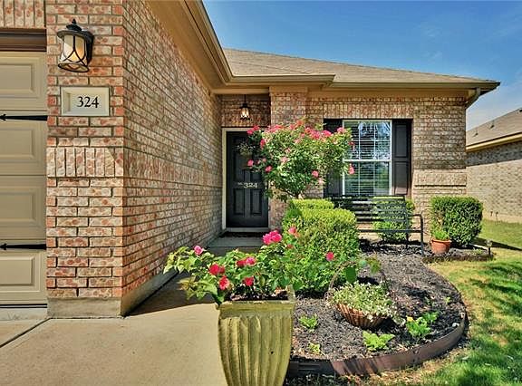 3rd image of 324 Golden Eagle Ln