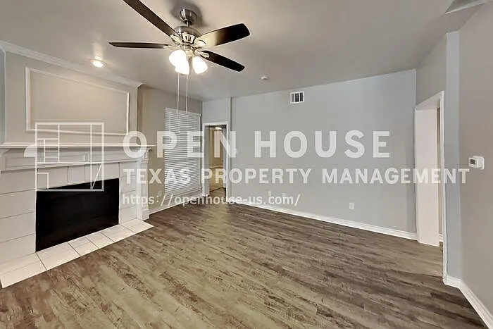 4 bed, 2.5 bath, 2878 sqft, $3,100 — Photo 3