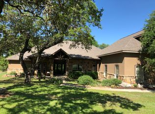 327 Ledgestone Trl, Spring Branch, TX 78070